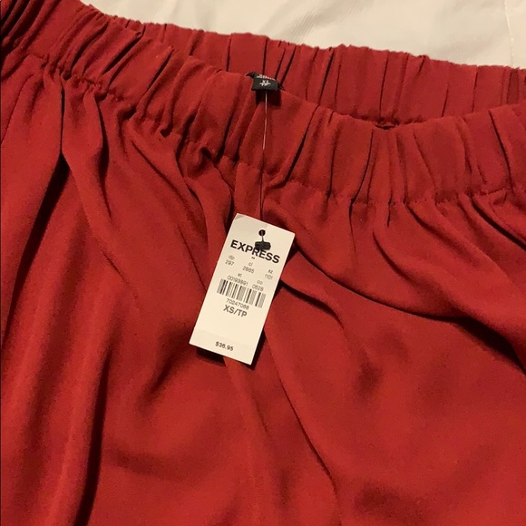 Express off-the-shoulder long sleeve shirt - Picture 3 of 3